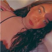 Estudiante universitaria para repasos y preparación de pruebas resultados en 1 semana